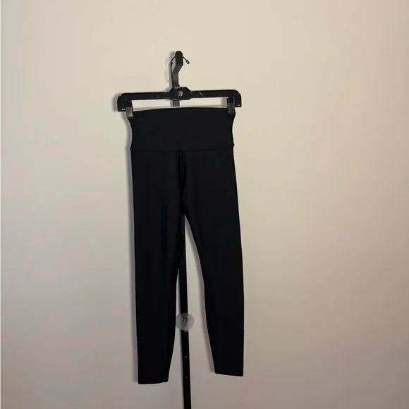 ALO Yoga Black Leggings Size S - Picture 1 of 4